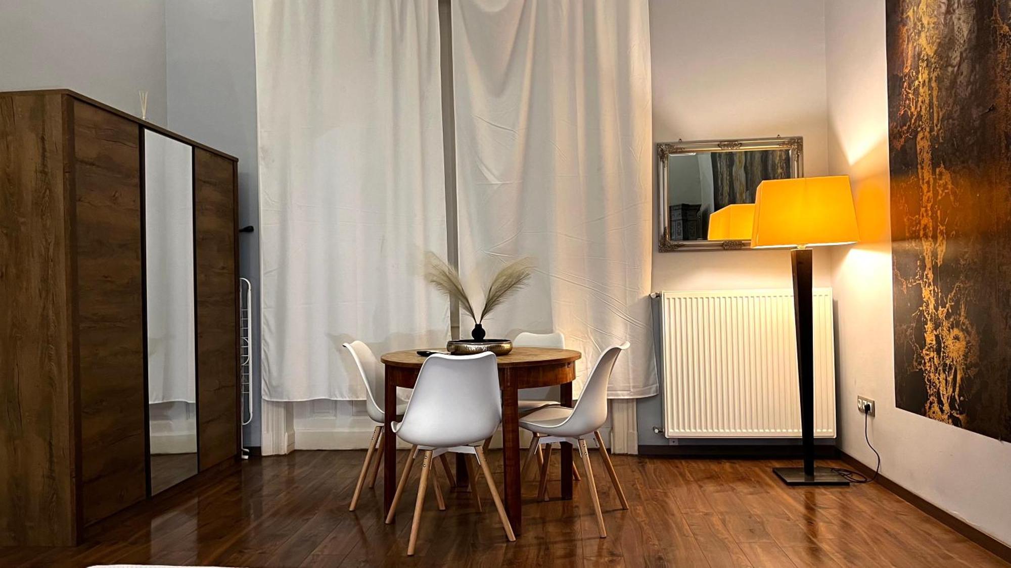 V6 Apartment By Small Home بودابست المظهر الخارجي الصورة